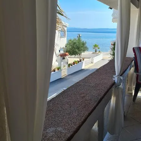 Lägenhet With A Balcony And Sea View - Santek Vir