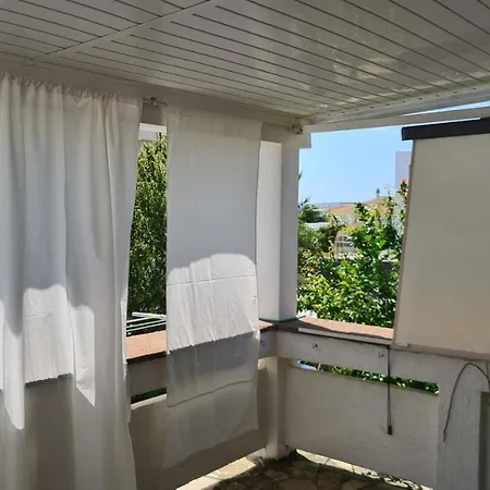 With A Balcony And Sea View - Santek Lägenhet Vir