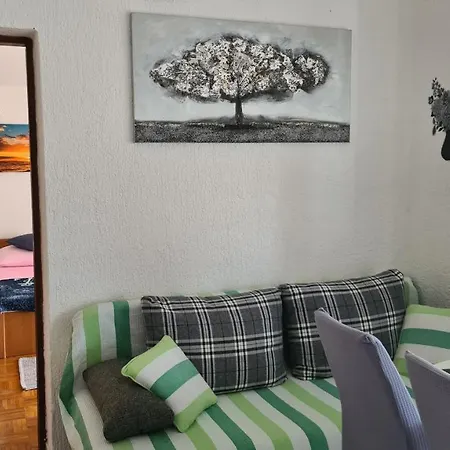 With A Balcony And Sea View - Santek Lägenhet